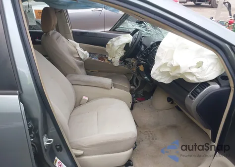 2005 Toyota Prius from USA, damaged, VIN JTDKB20UX53005018